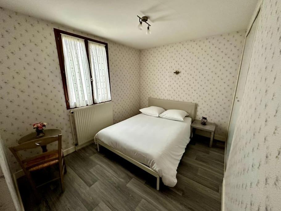 Maison De Campagne Proche Vichy Saint-Étienne-de-Vicq Exteriör bild